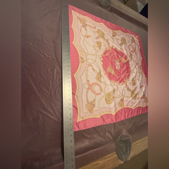 Vintage Pink/Gold Silk Hairbrush and Tassel Print Square Scarf Wrap 34x34” - Picture 5 of 8